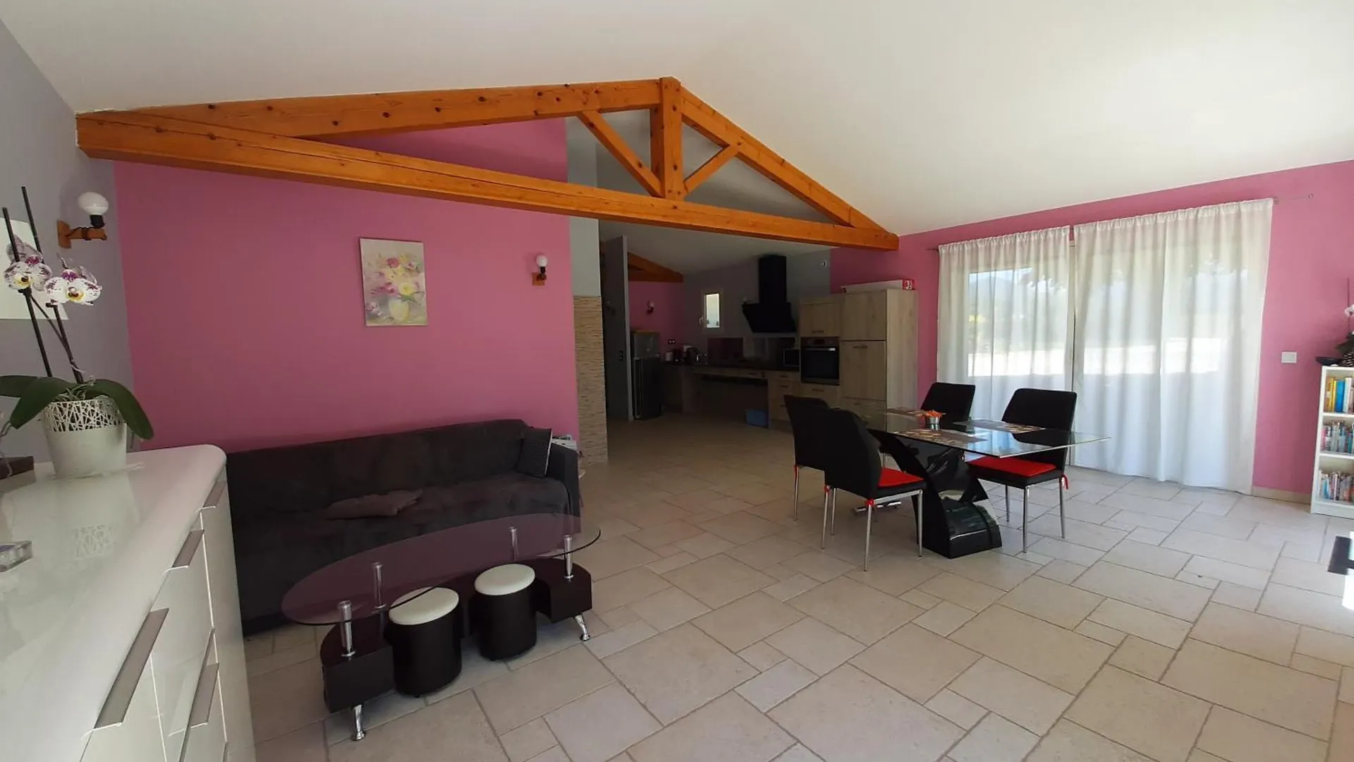 Appartement l esquisse à Cleon-d'Andran 0*,  France